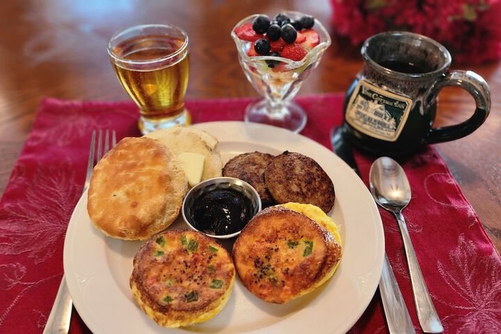 Breakfast/Coffee Service 74 of 78
