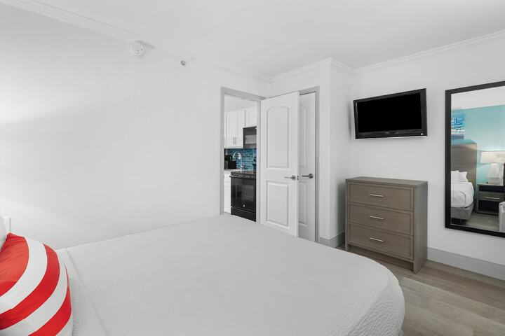 Room 65 of 273