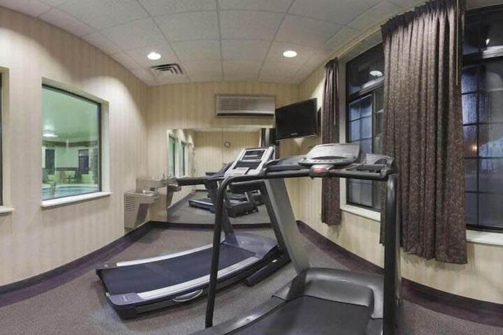 Holiday Inn Express Greensburg by IHG