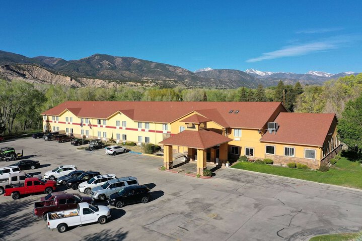 Hotel 5 of 62