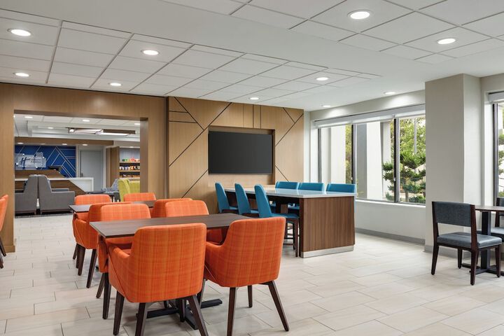 Holiday Inn Express - Atlanta / Kennesaw by IHG