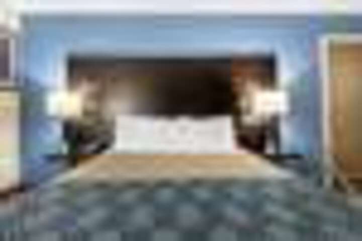 Room 45 of 116