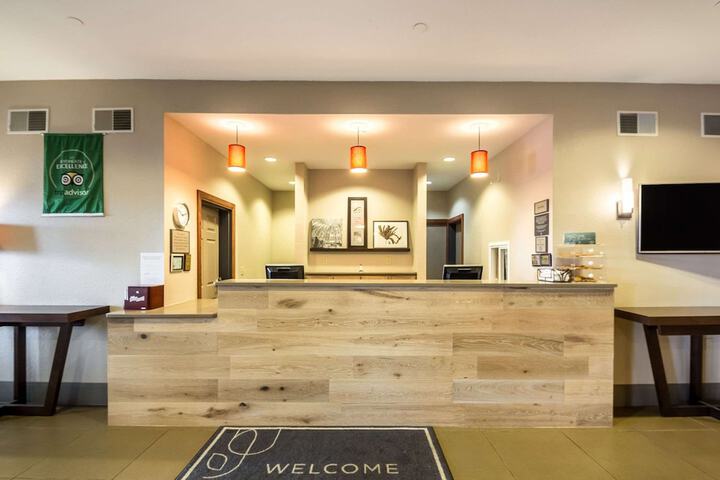 Hotel Interior 10 of 42
