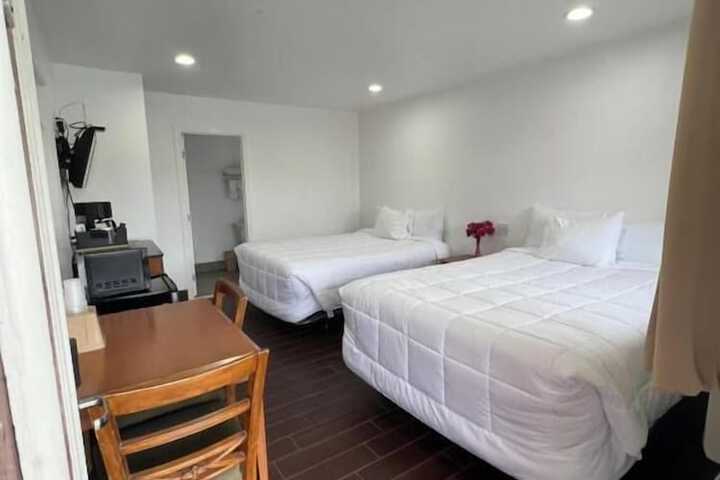 Room 75 of 82
