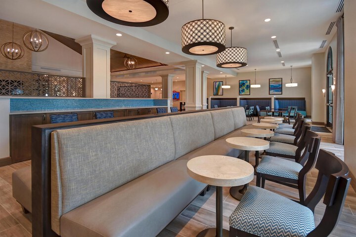 Homewood Suites by Hilton Orlando at Flamingo Crossings
