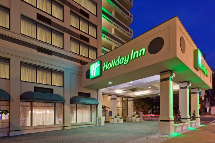 Hotel 8 of 85