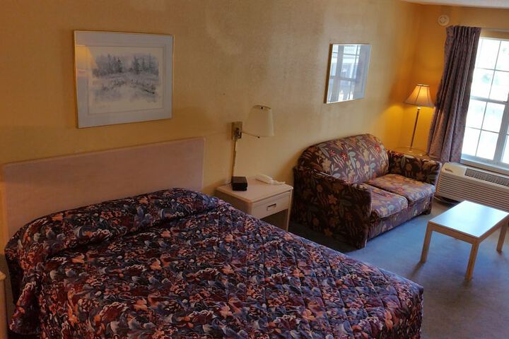 Room 16 of 46