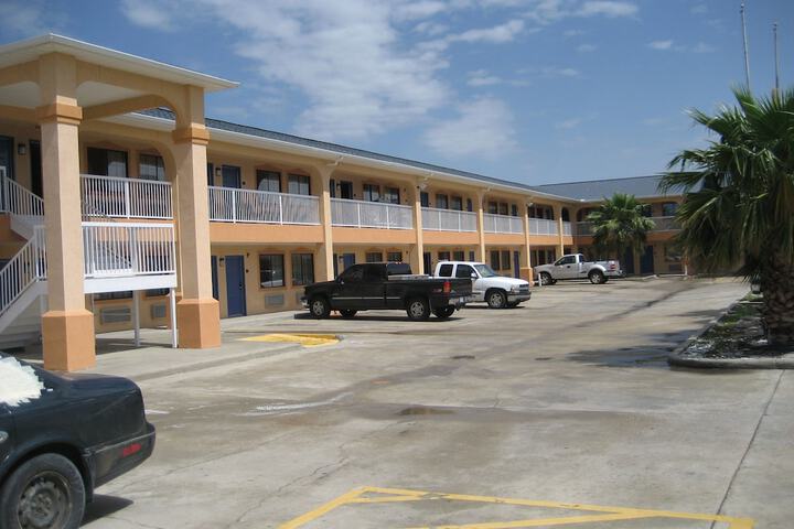 Property Grounds 12 of 12