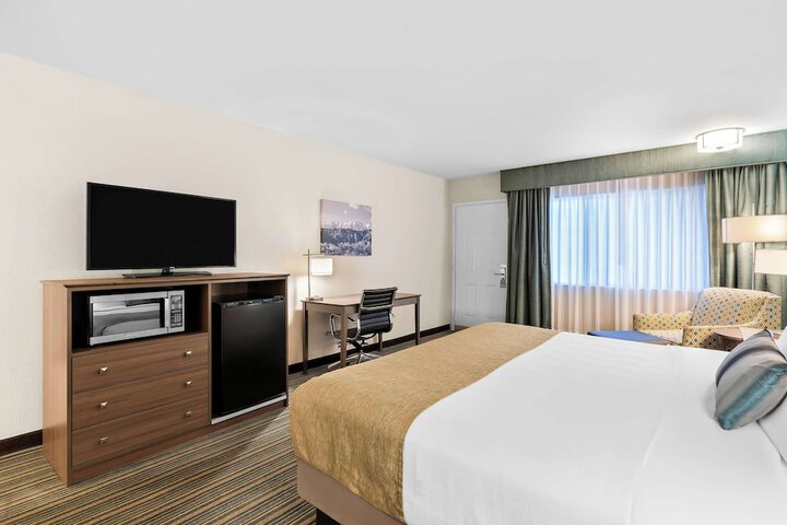 Room 16 of 27