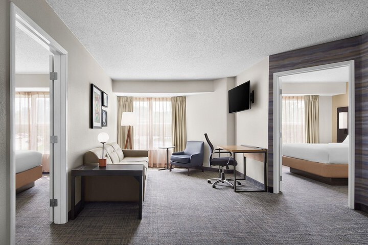 Room 14 of 21