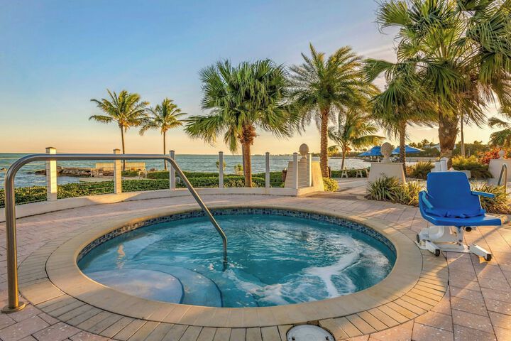 Courtyard by Marriott Faro Blanco Resort Marathon Florida Keys