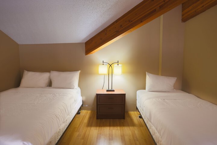 Room 28 of 59