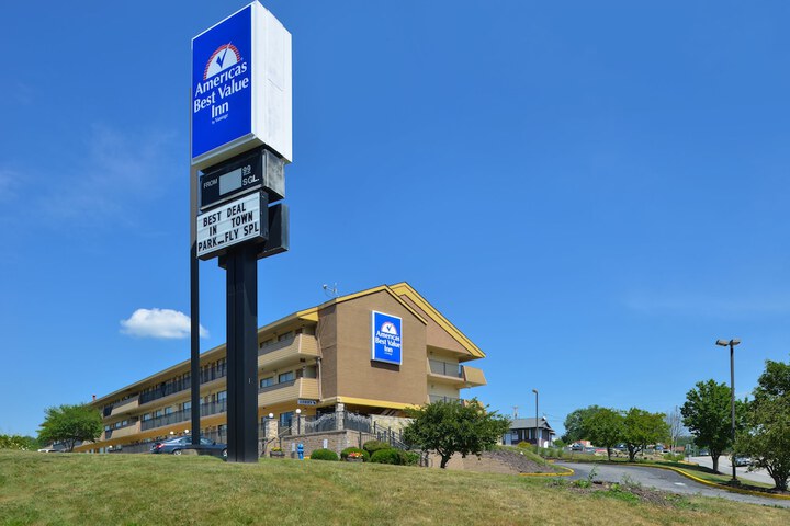 Hotel 3 of 33