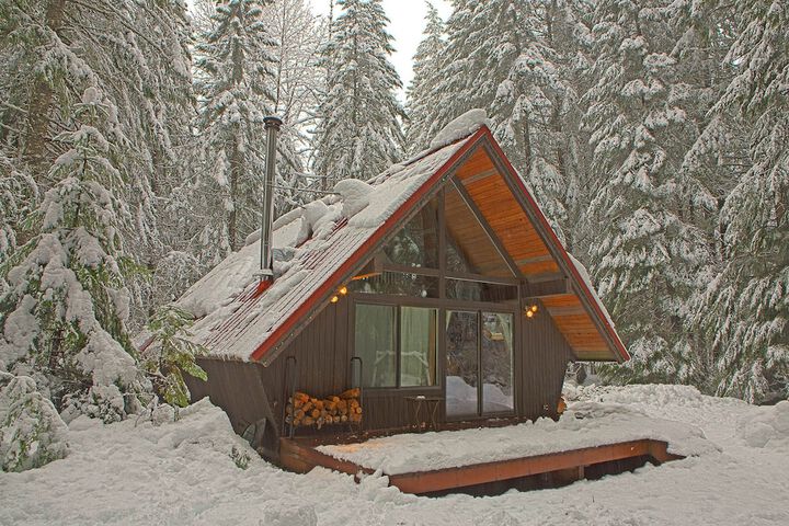 Four Stone Lodge Near Mt. Rainier