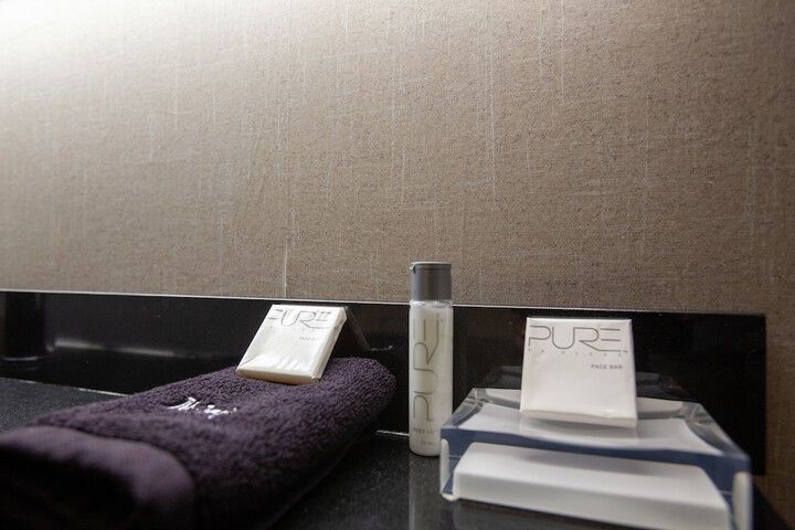 Room 28 of 85