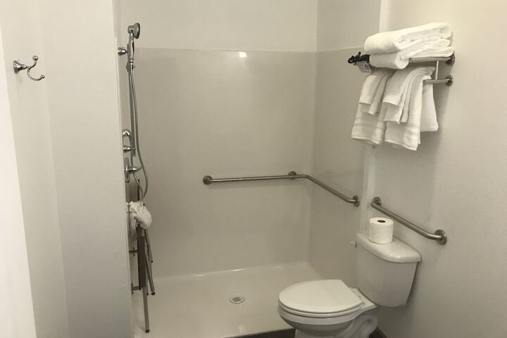Room 20 of 39