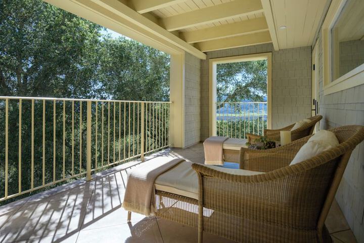 Terrace/Patio 33 of 34
