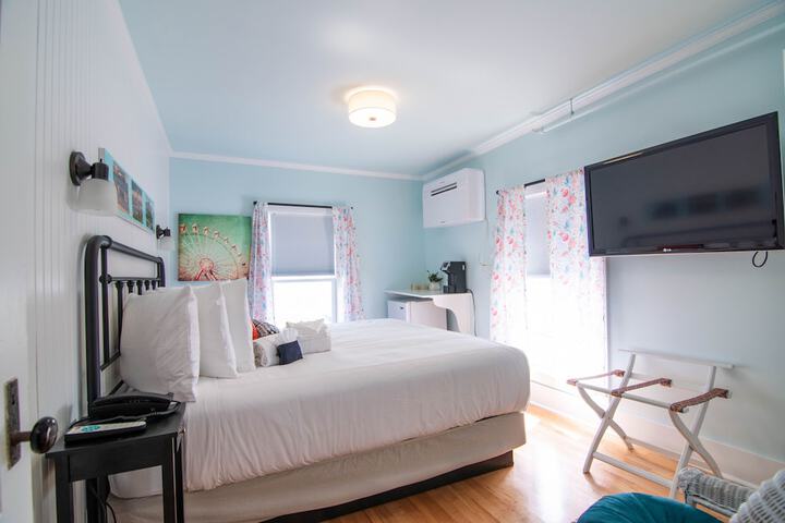 Ocean House Hotel & Motel