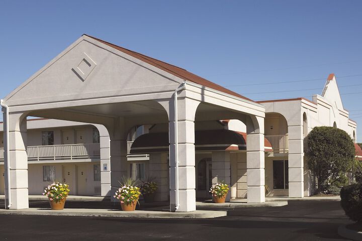 Hotel 3 of 36