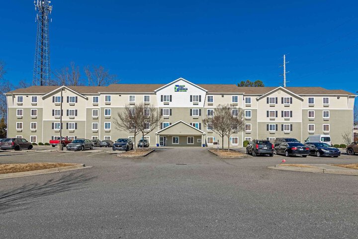 Hotel 2 of 27