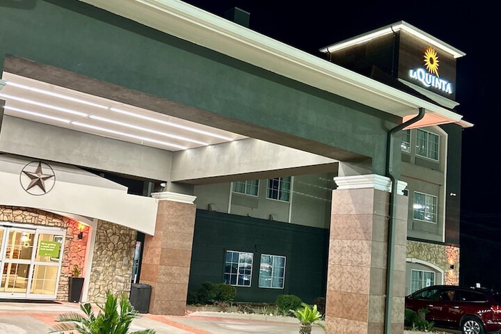 La Quinta Inn & Suites by Wyndham-Brookshire-West Katy