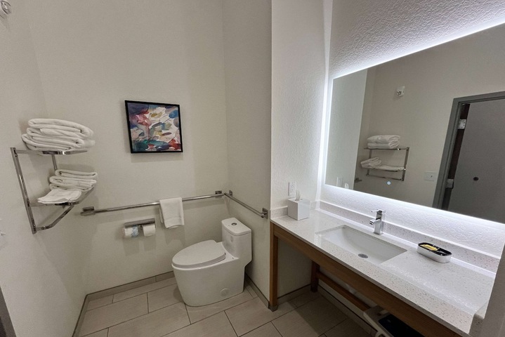 La Quinta Inn & Suites by Wyndham Coralville Iowa City