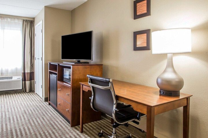 Comfort Inn Hammond I-94