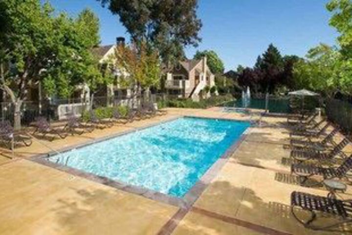 Global Luxury Suites in The Heart of San Ramon