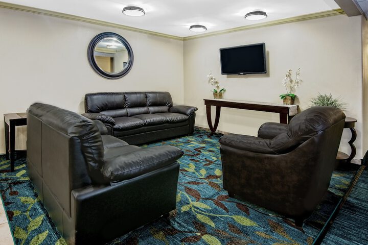 Hotel 5 of 38