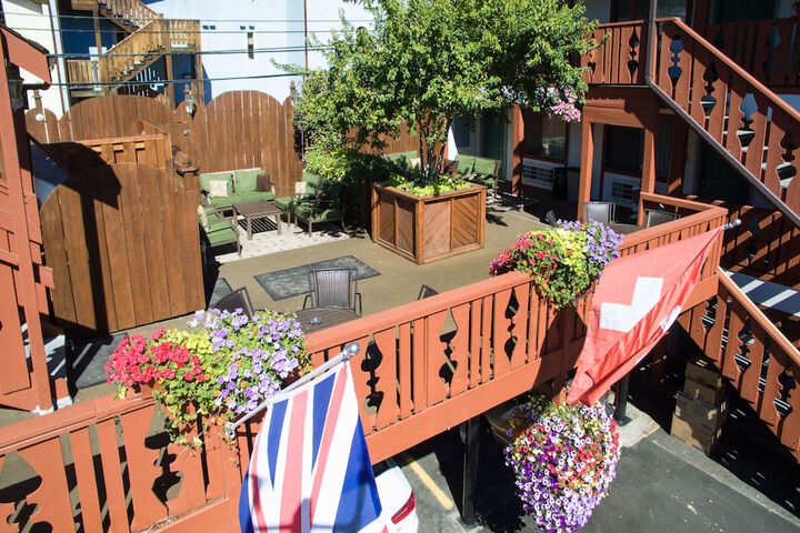 Terrace/Patio 160 of 183