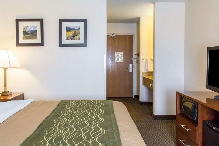 Room 12 of 31