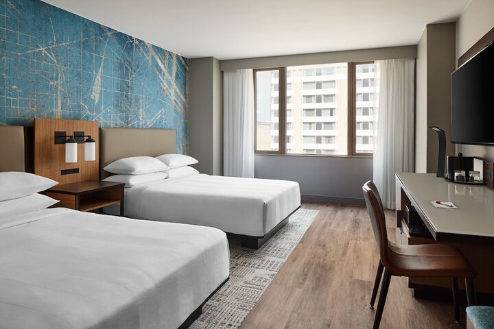 Room 33 of 79
