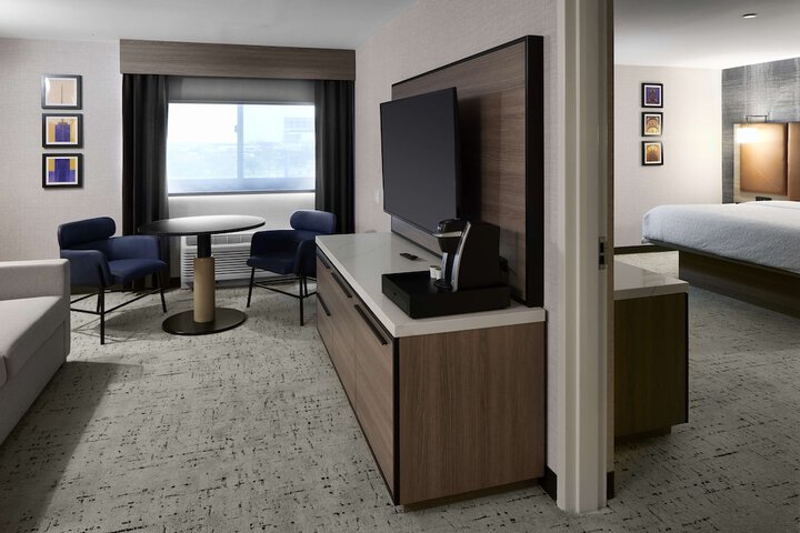 Room 3 of 22