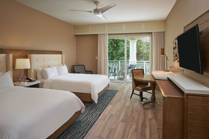 Playa Largo Resort & Spa Autograph Collection