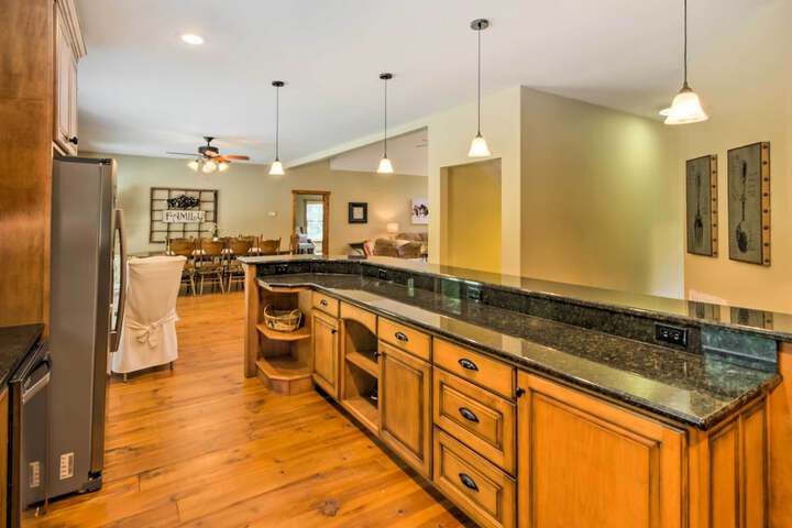 Tryon House w / Hot Tub - Near Equestrian Centers!