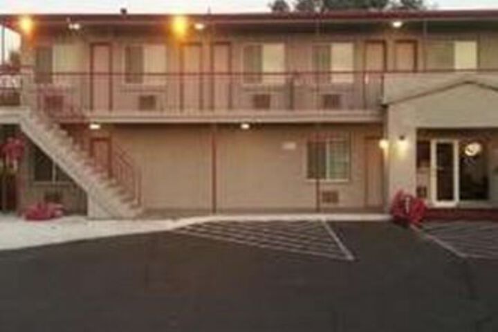 El Rancho Motel