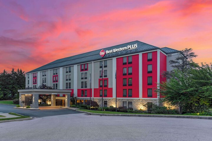 Best Western Plus Heritage Rail-South York / I-83