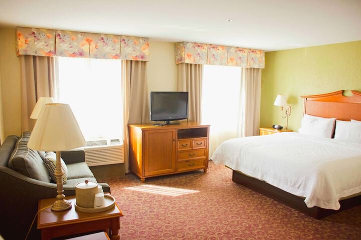 Room 42 of 81