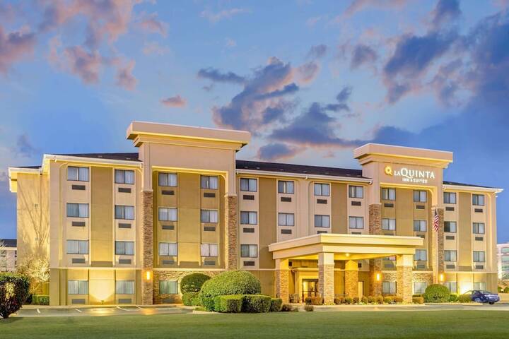 Hotel 2 of 30