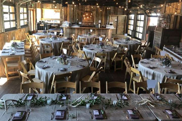 Ballroom/Hall 16 of 24