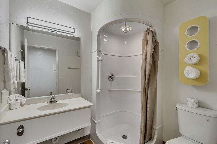 Room 41 of 61