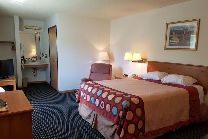 Room 17 of 20