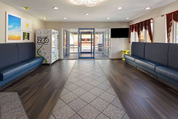 Hotel Interior 10 of 68