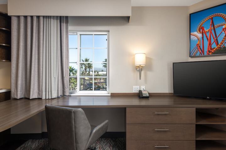 Room 46 of 61