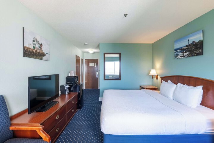 Room 173 of 199
