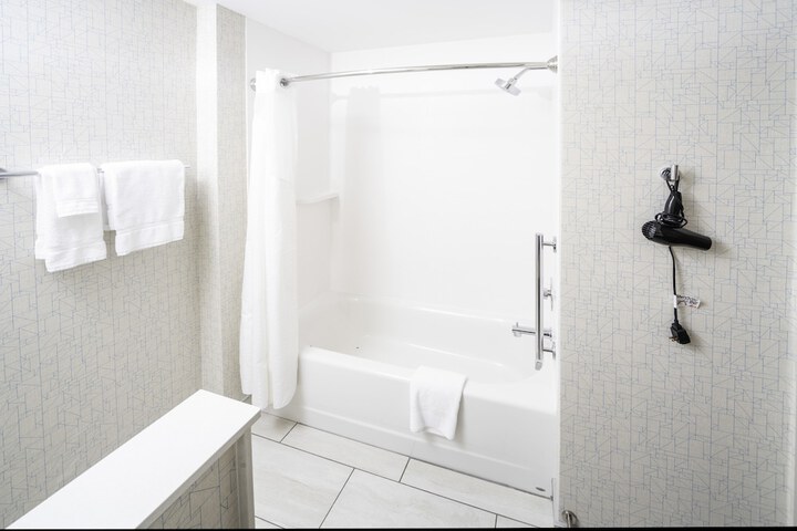 Holiday Inn Express & Suites Rock Hill by IHG