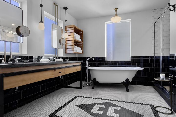 Cavalry Court by Valencia Hotel Collection