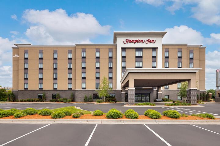 Hampton Inn Minneapolis-Roseville
