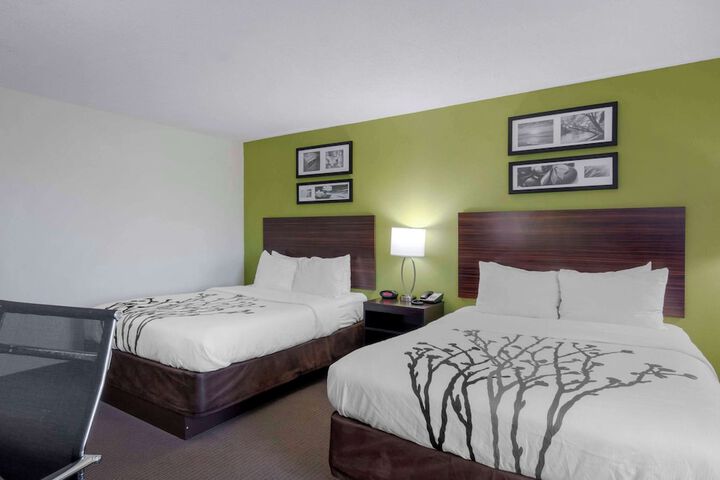 Room 10 of 31