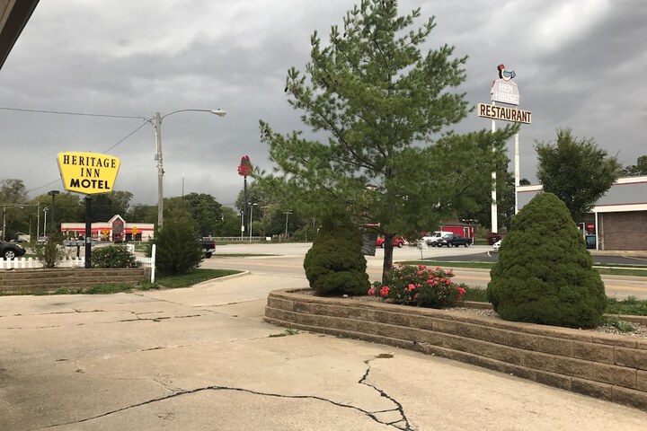Heritage Inn Mahomet